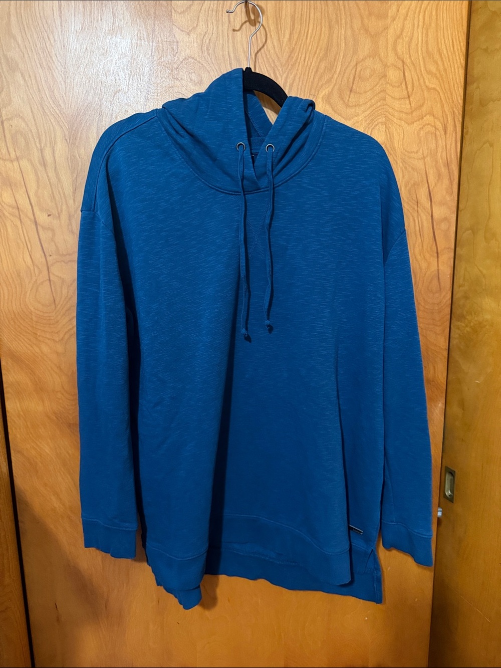 Natural Reflections women’s large Deep Blue Hooded Pullover tunic length